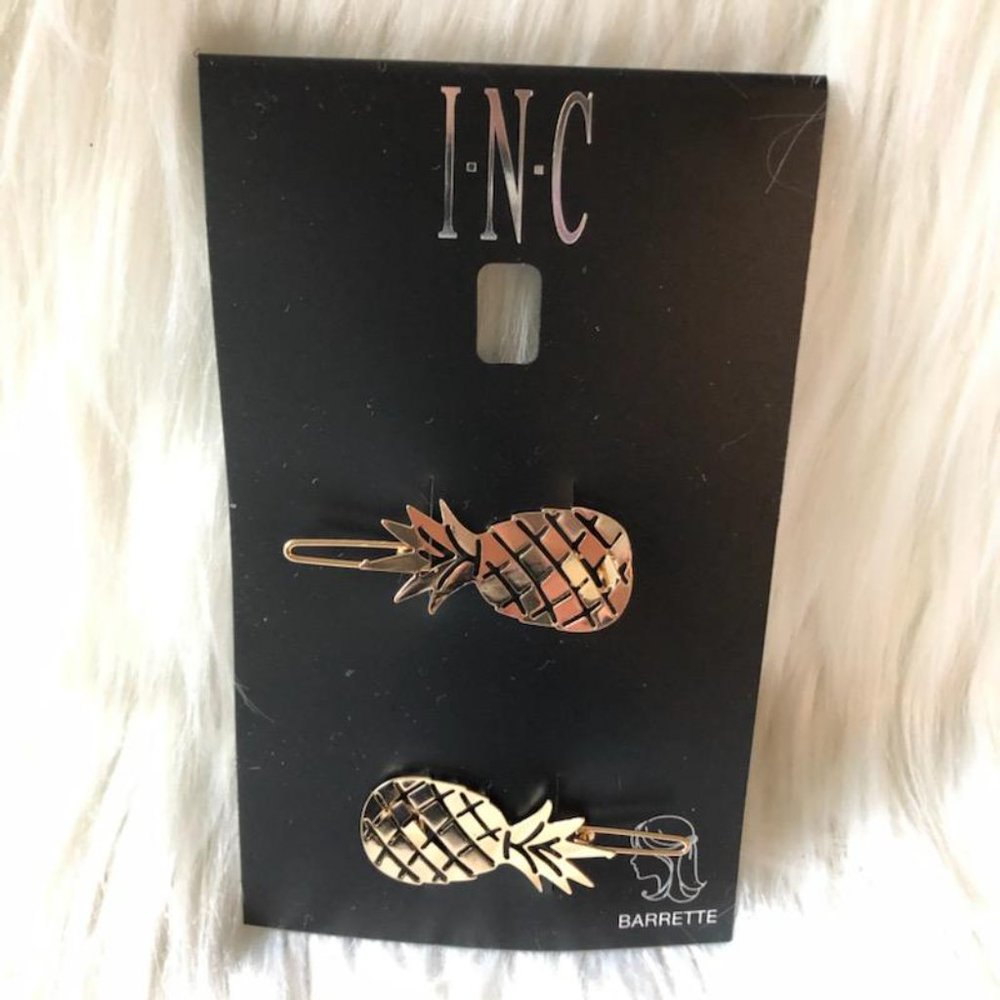 INC Pineapple Hair Pin Set